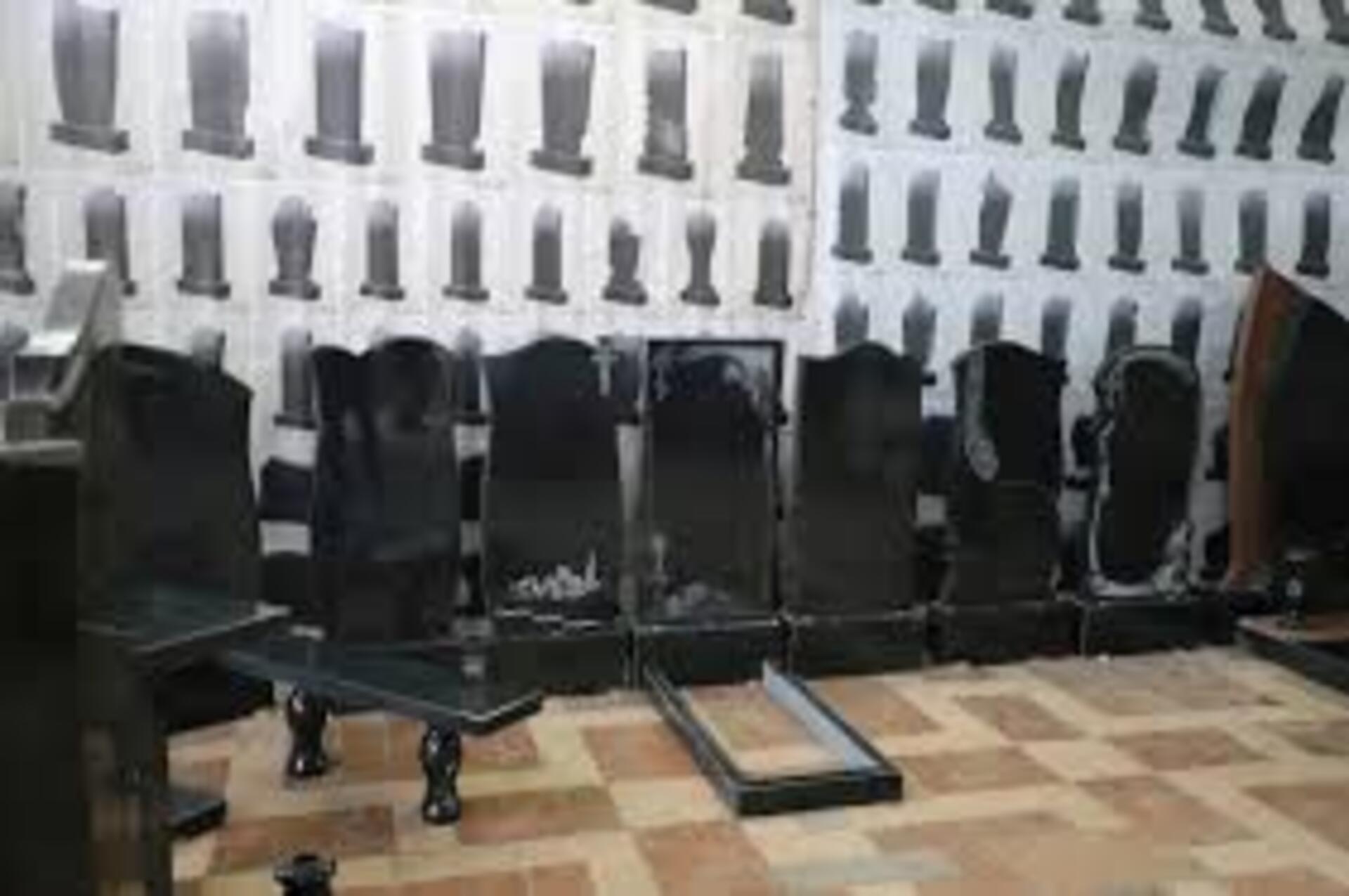 пошук могили